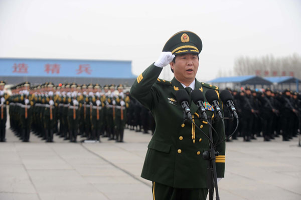 武警部隊司令員政委，職責(zé)與角色的深度解析，武警部隊司令員政委職責(zé)與角色的全面解析