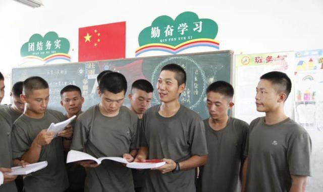 深度解析，為什么不建議報考國防科技大學(xué)，深度解析，報考國防科技大學(xué)的潛在考慮與權(quán)衡