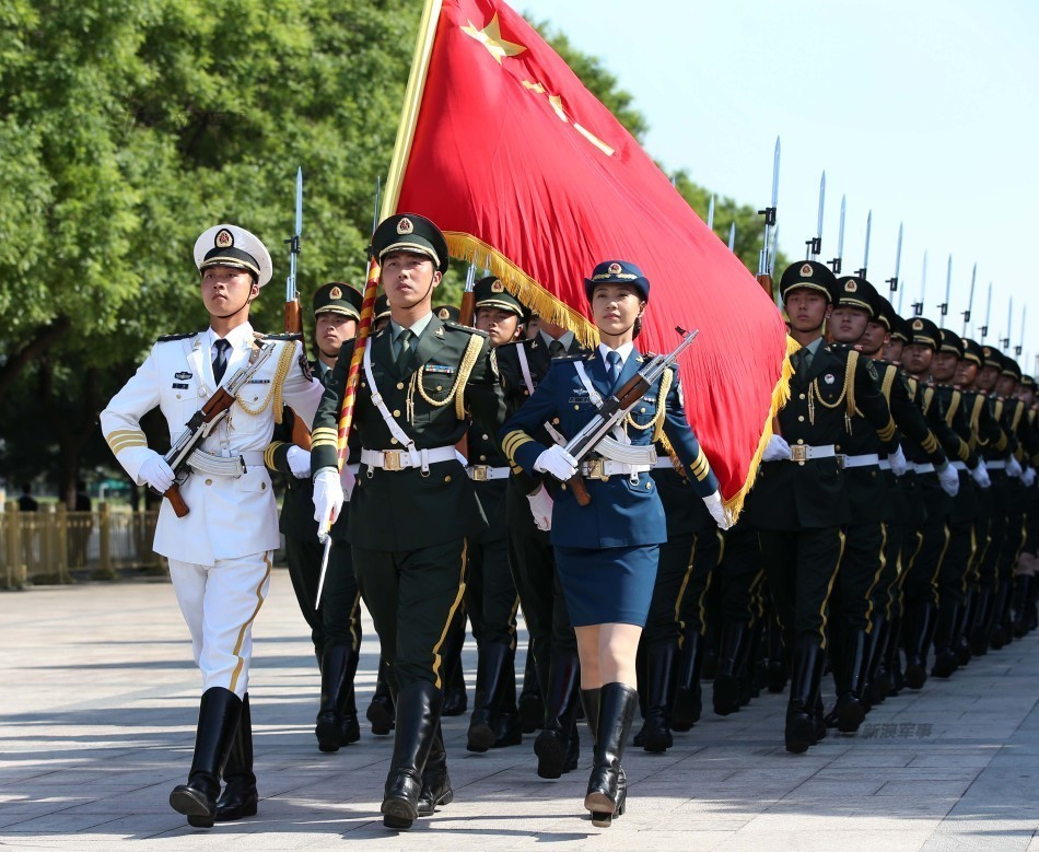 檢閱女兵儀仗隊，榮耀與力量的展現(xiàn)，檢閱女兵儀仗隊，榮耀與力量的璀璨瞬間