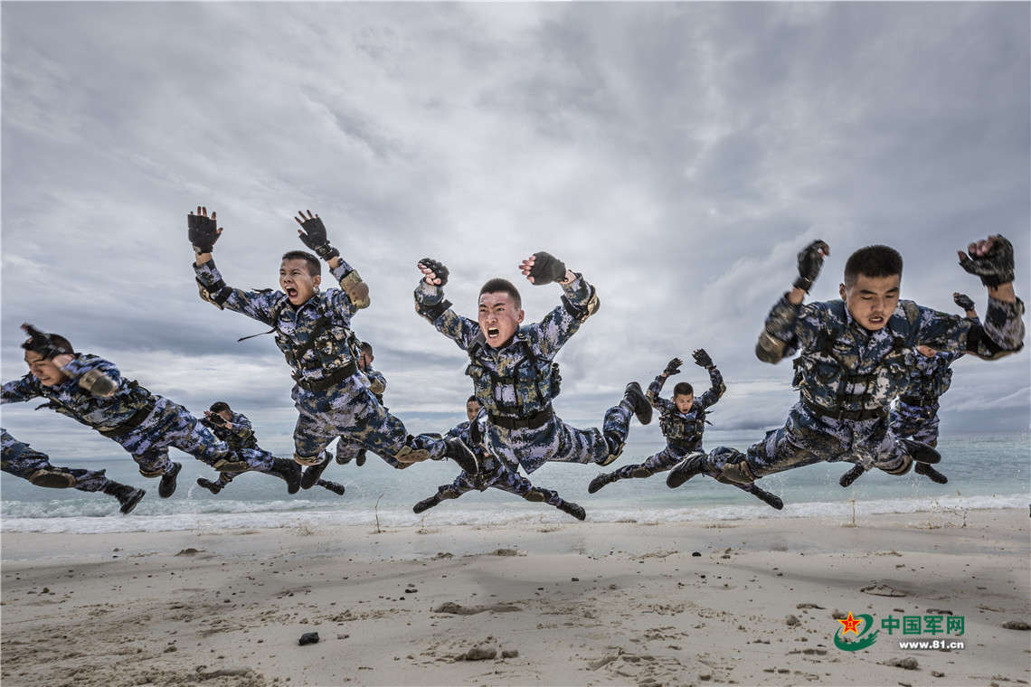 最新軍事圖片高清壁紙，展現(xiàn)現(xiàn)代軍事力量之美，現(xiàn)代軍事力量之美，高清壁紙軍事圖片展示