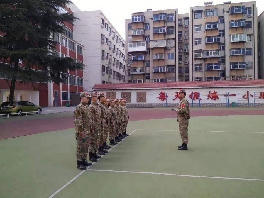 半軍事化管理學(xué)校，理念與實(shí)踐，半軍事化管理學(xué)校的理念與實(shí)踐探索