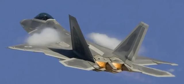 幾架殲-8換一架F-22，中國(guó)空軍現(xiàn)代化轉(zhuǎn)型的深度解析，中國(guó)空軍現(xiàn)代化轉(zhuǎn)型，殲-8換F-22的深度解析