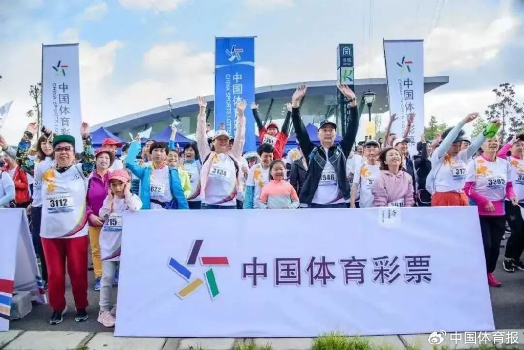 新澳門一碼一肖一特一中鳳凰體育彩票——探索彩票背后的秘密，新澳門彩票背后的秘密，一碼一肖一特一中與鳳凰體育彩票解析