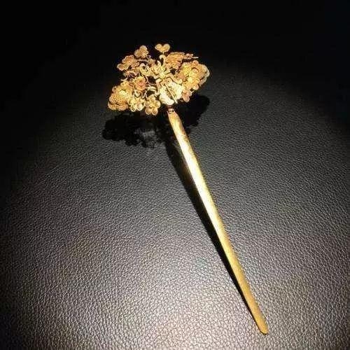 鐵笄盤王中王，一肖中特——揭秘背后的秘密，揭秘鐵笄盤王中王與一肖中特背后的秘密