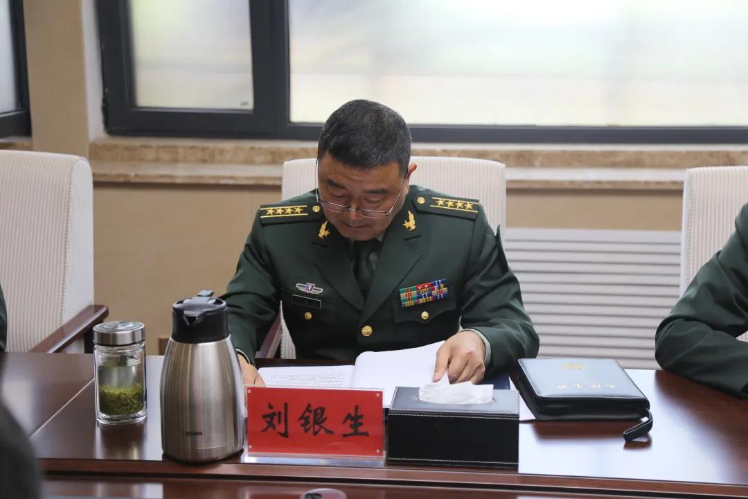 部隊(duì)每日新聞講評稿子，部隊(duì)每日新聞講評概覽，最新動(dòng)態(tài)與要點(diǎn)解析