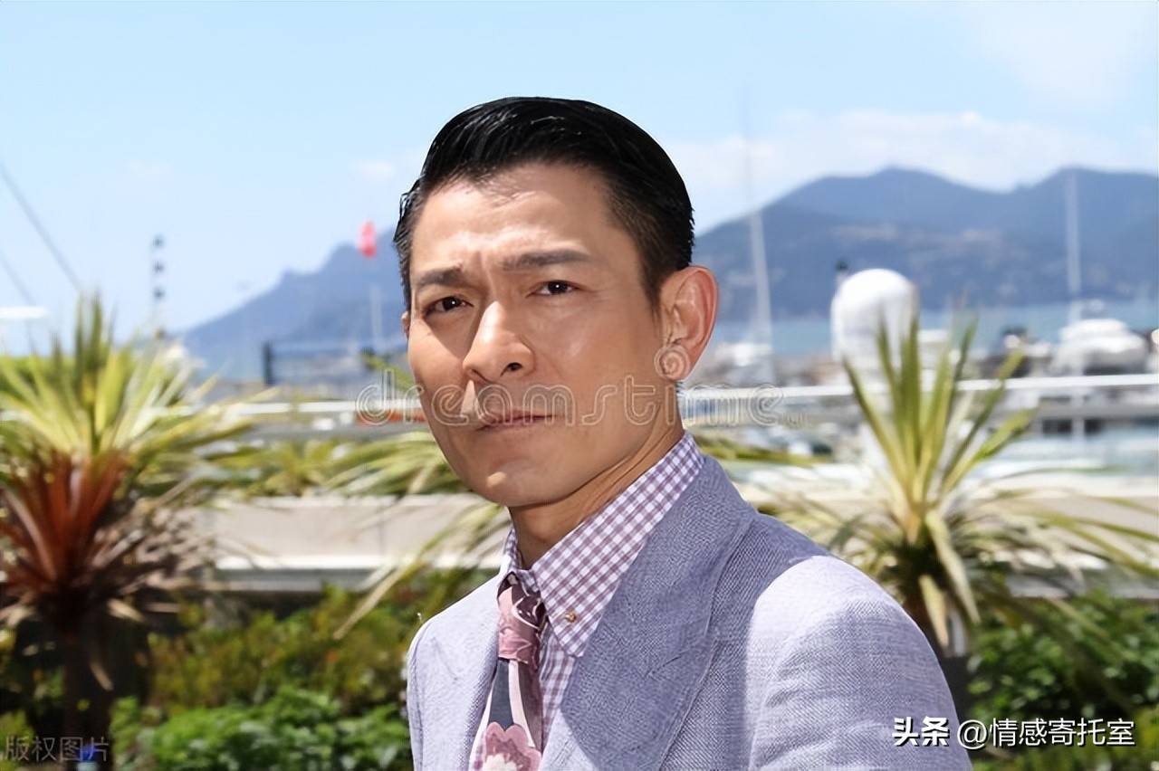 香港內(nèi)部一肖王中王新水，揭秘背后的秘密與探索真實面貌，香港內(nèi)部揭秘，一肖王中王新水背后的真相與真實面貌探索
