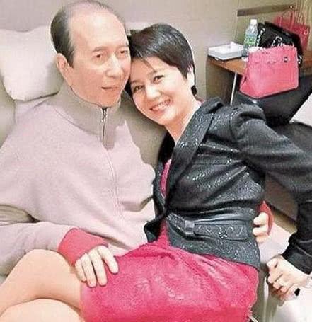 澳門彩票文化深度解析，探索新澳門精準四肖期期中特現(xiàn)象（2025最新趨勢），澳門彩票文化深度解析，探索新澳門精準四肖期期中特現(xiàn)象（最新趨勢2025）