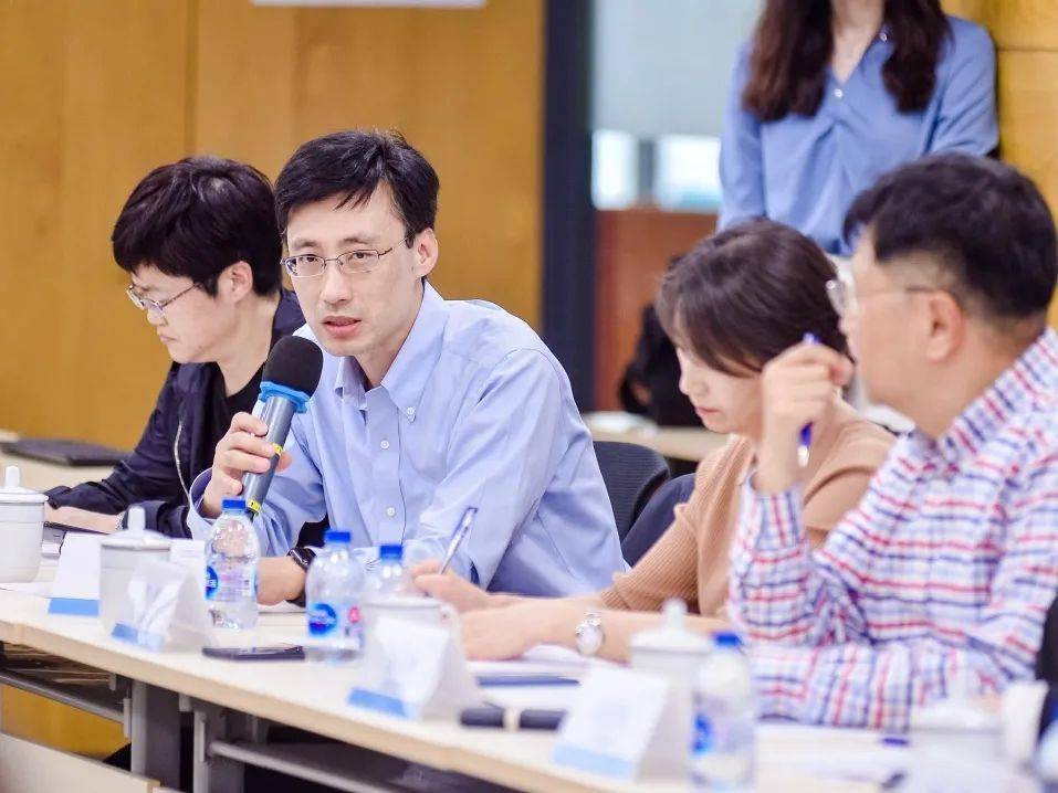 王中王一肖中持嗎？深度解析背后的故事與真相，揭秘王中王一肖背后的故事與真相，深度解析與真相探討
