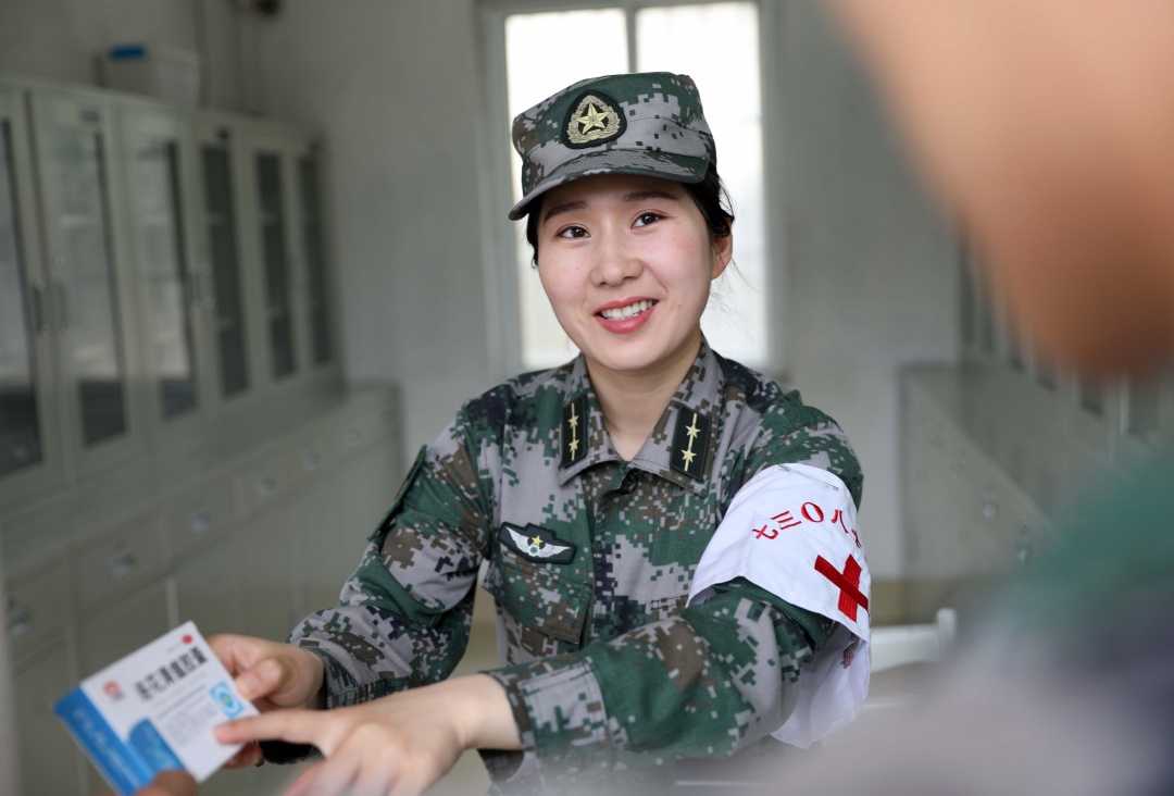 女兵選擇何種兵種最佳，深度解析與探討，女兵最佳兵種選擇深度解析與探討