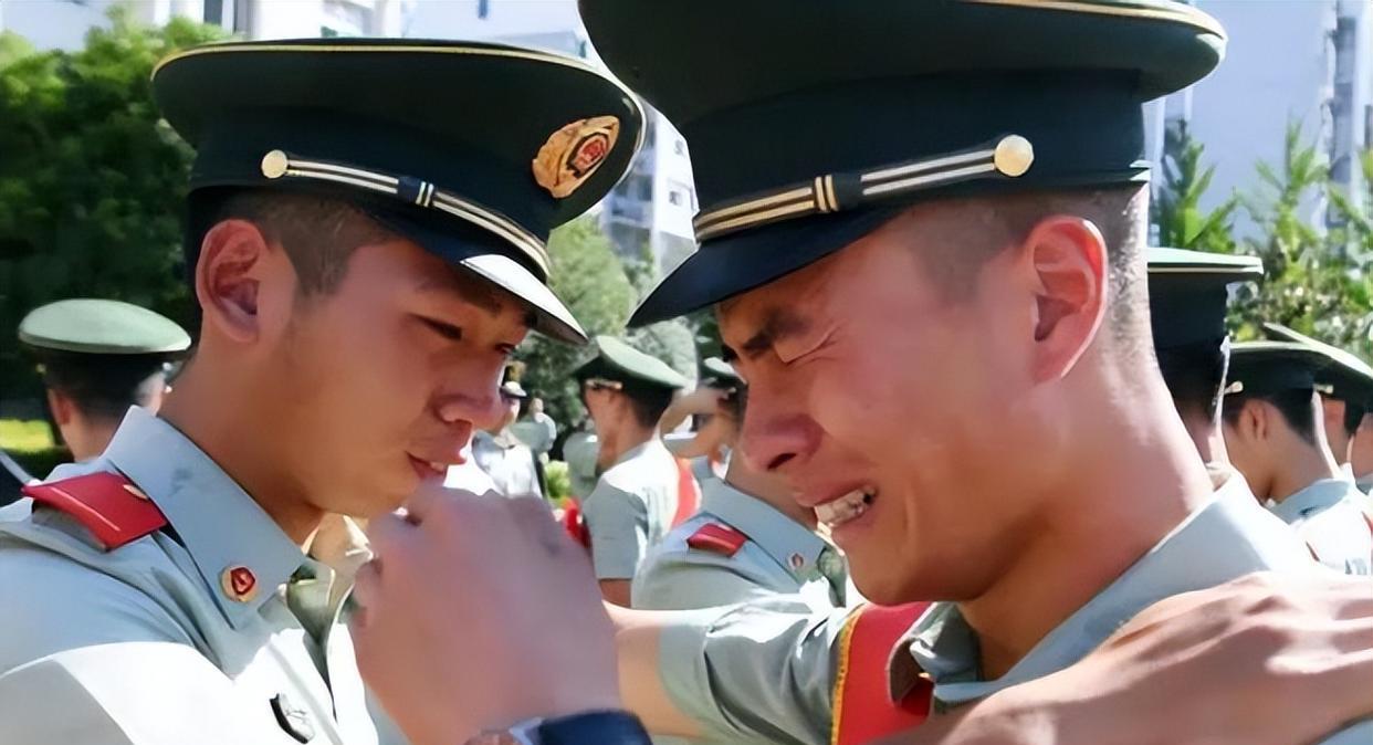 當(dāng)兵報(bào)名2023年上半年，啟程軍旅，實(shí)現(xiàn)英雄夢(mèng)想，2023年上半年報(bào)名參軍，開啟軍旅之旅，實(shí)現(xiàn)英雄夢(mèng)想