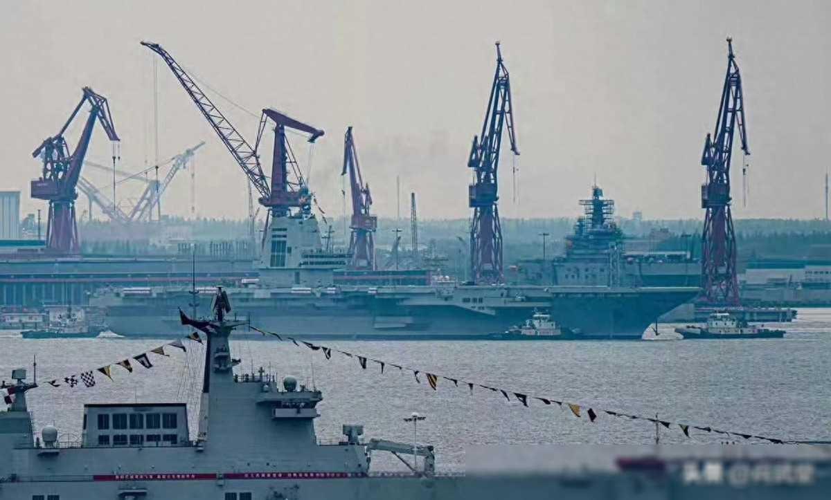 關(guān)于我國(guó)海軍新戰(zhàn)艦076型艦的最新建造消息，我國(guó)海軍新戰(zhàn)艦076型艦建造進(jìn)展揭秘