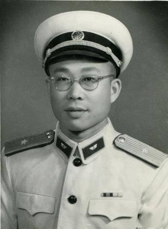 揭秘，35歲的少將是否可能？，揭秘，35歲能否成為少將？