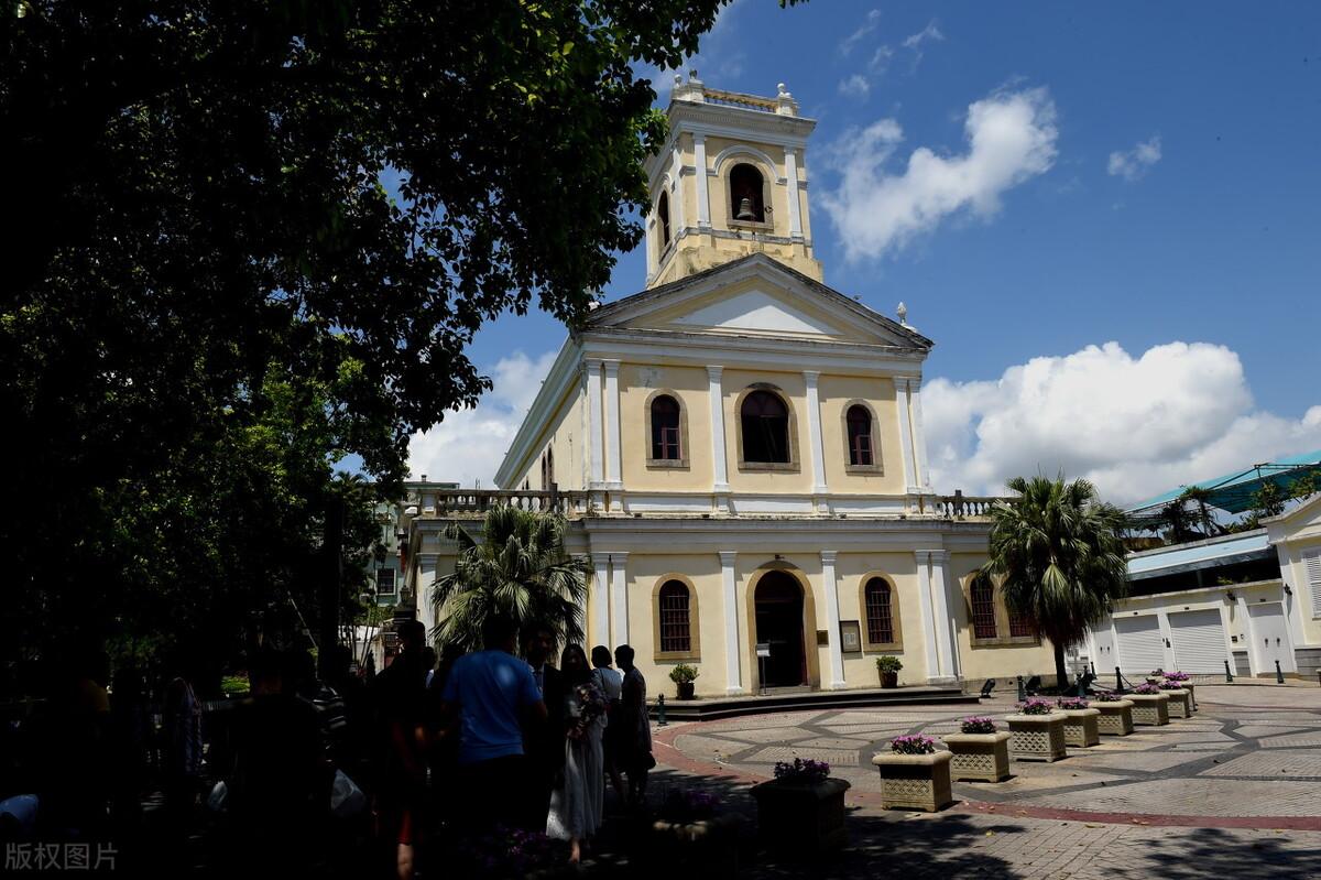 澳門正版精準(zhǔn)免費資料，探索未來的預(yù)測與機(jī)遇（2025展望），澳門正版精準(zhǔn)資料揭秘，未來預(yù)測與機(jī)遇展望（2025年展望）