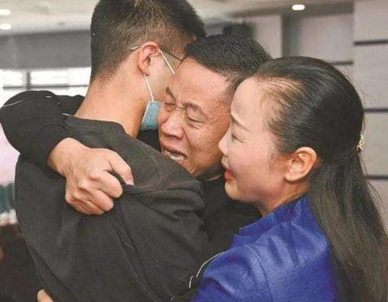 中國一旦開戰(zhàn)，深圳是否會被轟炸？解析與探討，中國開戰(zhàn)時深圳會否遭轟炸？深度解析與探討