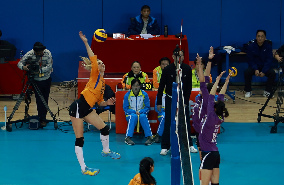 王中王四肖選一碼首頁，揭秘彩票背后的秘密與策略，揭秘彩票背后的秘密與策略，王中王四肖選一碼首頁解析