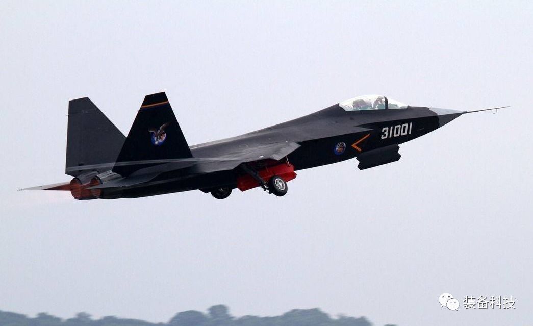 殲-31，窩囊并非事實(shí)，深度解析中國(guó)先進(jìn)戰(zhàn)機(jī)之潛力與挑戰(zhàn)，深度解析，殲-31的潛力與挑戰(zhàn)——中國(guó)先進(jìn)戰(zhàn)機(jī)的突破與前景