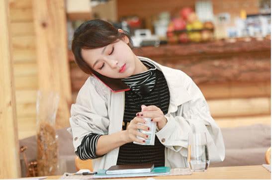 演員王珂為何不溫不火？——深度解析其演藝之路，演員王珂演藝之路解析，為何未能大紅大紫？深度探究其演藝生涯。