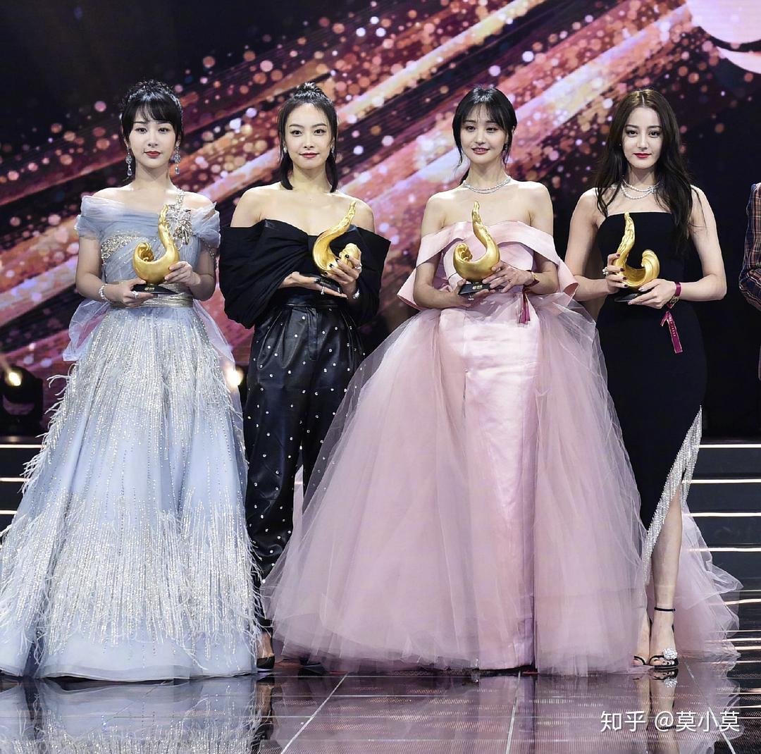 楊冪、劉濤、迪麗熱巴、趙麗穎與鄭爽，明星之光閃耀娛樂圈，明星之光，楊冪、劉濤、迪麗熱巴、趙麗穎與鄭爽閃耀娛樂圈