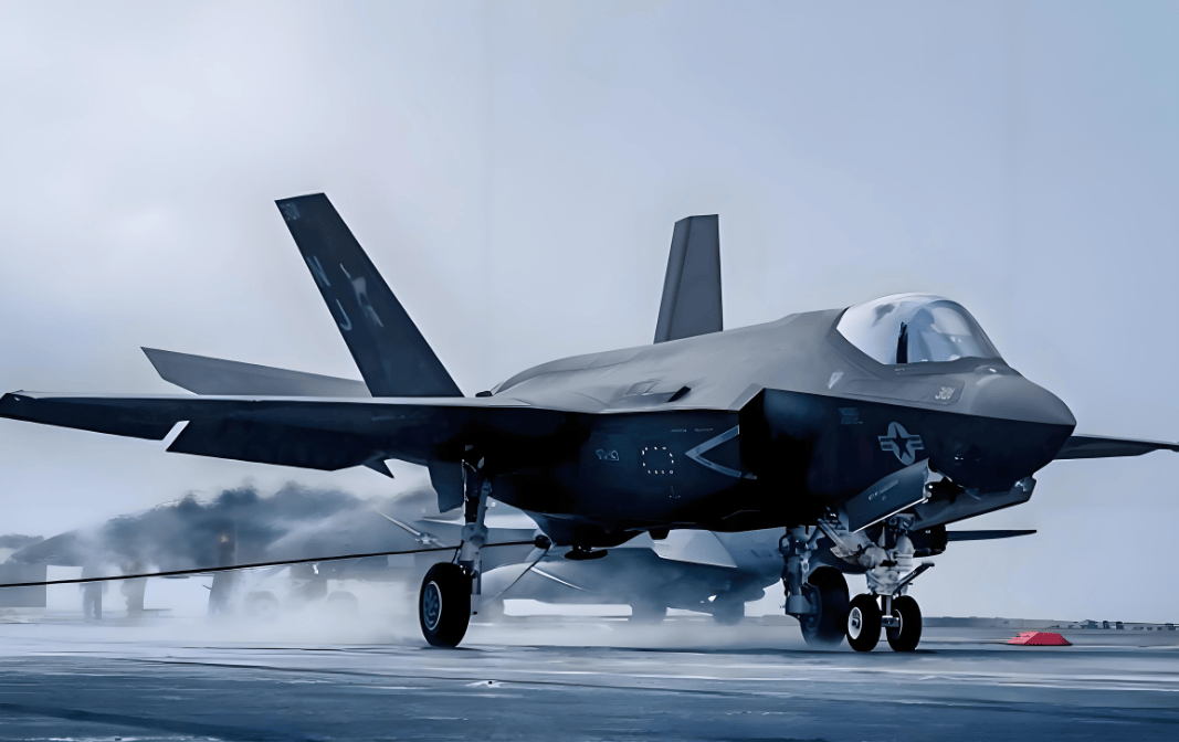 揭秘殲-30戰(zhàn)斗機(jī)的先進(jìn)技術(shù)與獨(dú)特優(yōu)勢(shì)，揭秘殲-30戰(zhàn)斗機(jī)的尖端科技與獨(dú)特優(yōu)勢(shì)