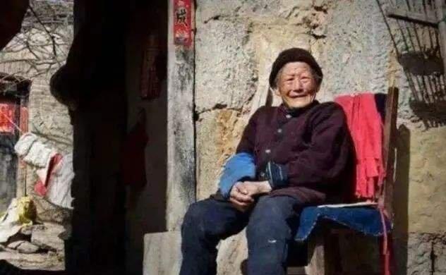 二陽一般第幾天最嚴(yán)重，深度解析新冠感染癥狀變化，新冠感染癥狀變化深度解析，二陽癥狀最嚴(yán)重時(shí)期解析