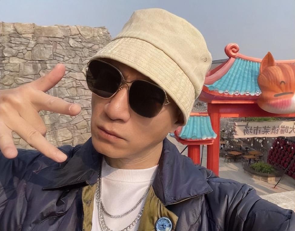 孫紅雷的現(xiàn)任老婆——揭秘幸福背后的故事，孫紅雷現(xiàn)任老婆揭秘，幸福背后的故事探秘