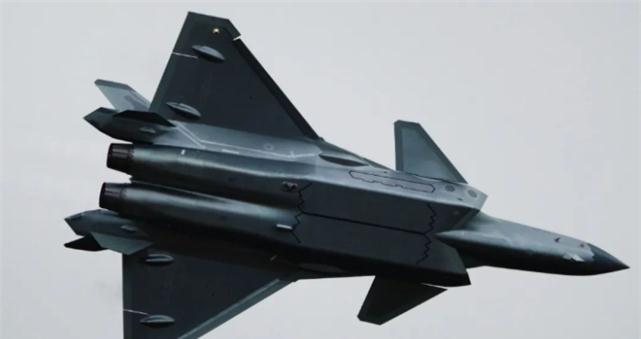 六代機(jī)首飛殲-20，中國航空工業(yè)的里程碑事件，中國航空工業(yè)的里程碑，殲-20六代機(jī)首飛成功