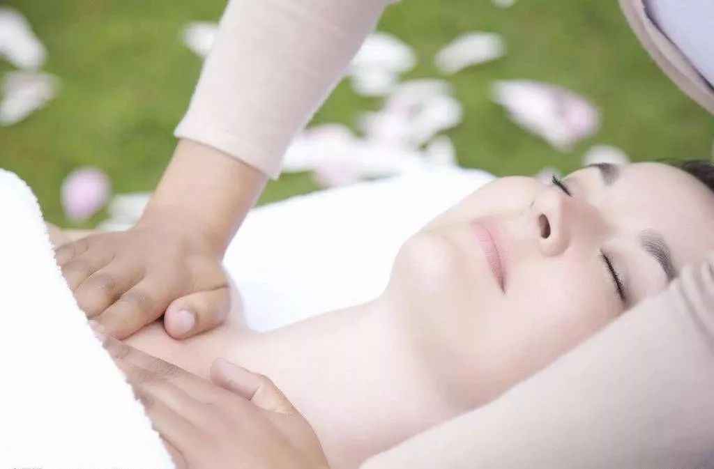 同房出血原因及其嚴(yán)重性探討，同房出血原因及其影響，深入探討嚴(yán)重性