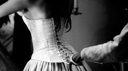 如何自己判斷子宮下垂，子宮下垂的自我判斷方法