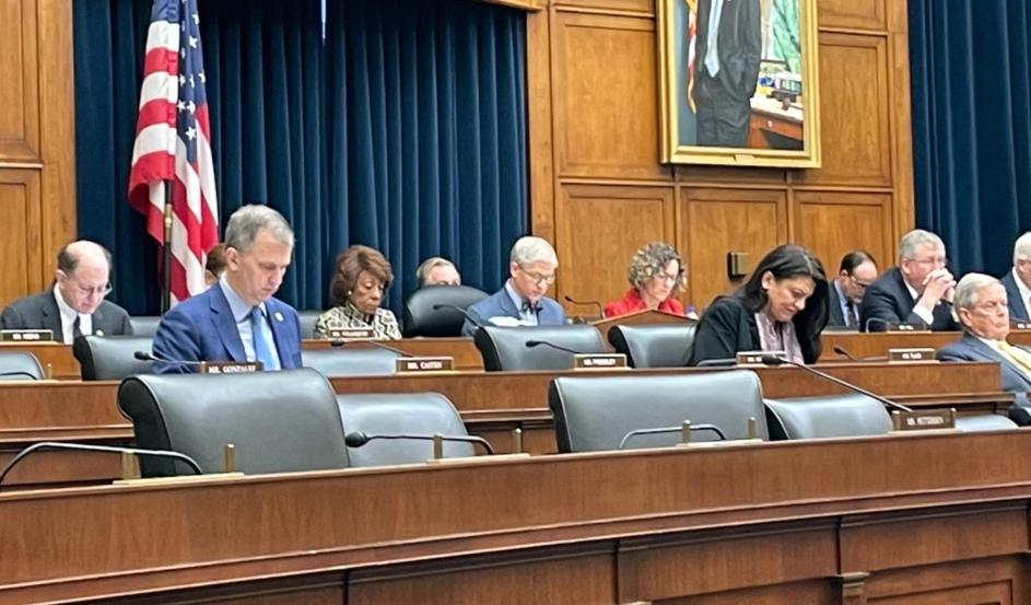 臺(tái)海沖突或?qū)⒈l(fā)，深度解析與應(yīng)對(duì)策略，臺(tái)海沖突預(yù)測(cè)與應(yīng)對(duì)策略深度解析