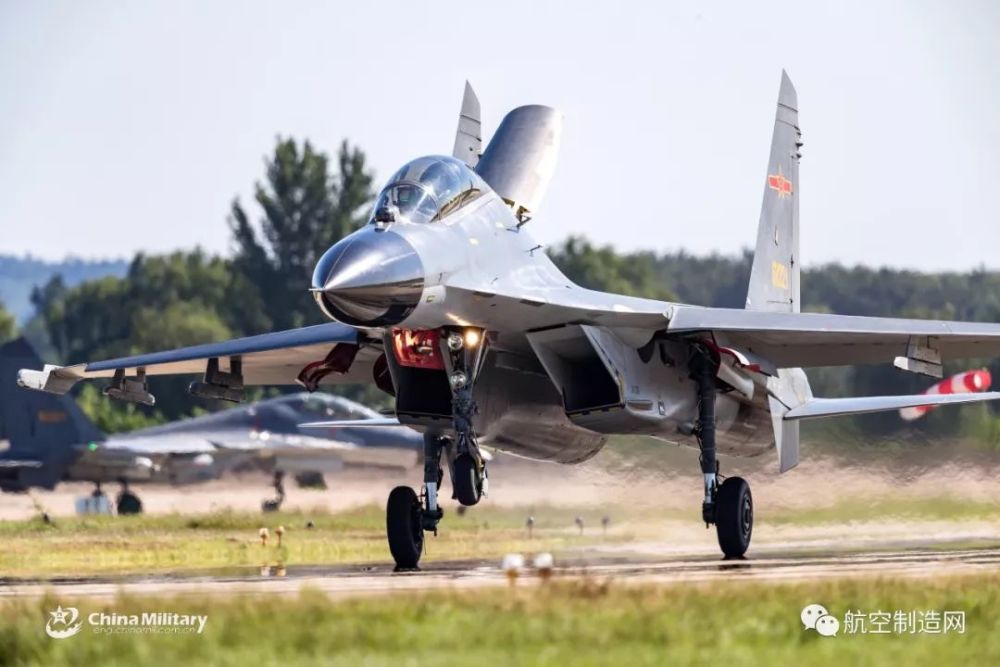 殲-11B戰(zhàn)斗機(jī)參數(shù)詳解，殲-11B戰(zhàn)斗機(jī)性能參數(shù)全面解析